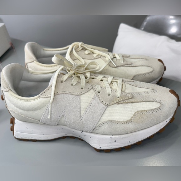 New Balance 327 Turtledove Size 10 - Picture 4 of 7